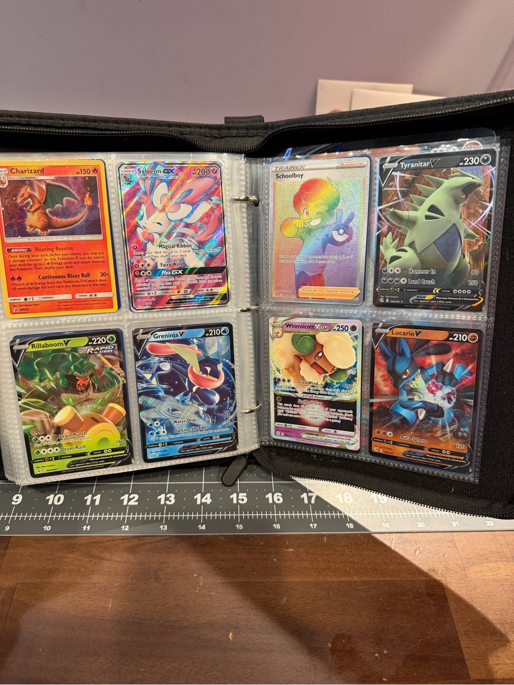 Pokémon Binder-Nearly Full - Picture 15 of 17